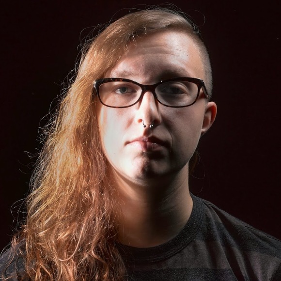 Meet your Posher, Katie - Picture 1 of 1